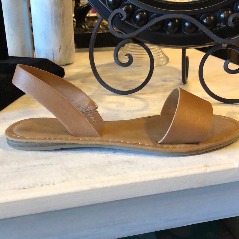 Bamboo beige sandals